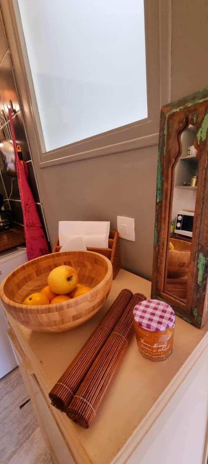 Maison Curieuse ヴェゾン・ラ・ロメーヌ 部屋 写真